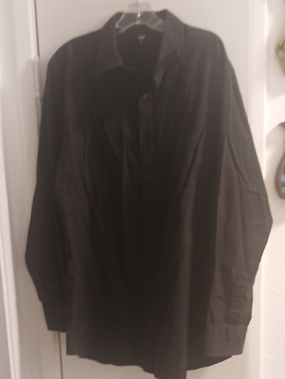 UNI QLO Classic Black Button-Up Shirt XL Long Sleeve 100% Cotton